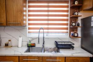 Stylish Luxury Balcony Fast WiFi Parking