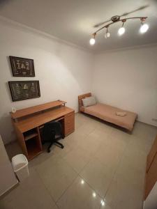 3BR Apartment with Terrace and 1 Min to Sea