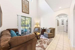 Luxurious 5BR Villa Your Disney Getaway