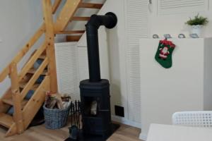 Year-round holiday home with fireplace, 3 bedrooms