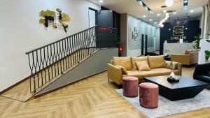 Enclave Business Hotel