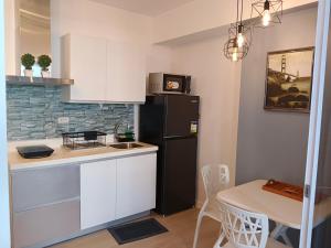 1Bedroom Condotel in Azure Urban Resort near Naia #BR1