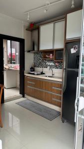 Apartamento de 2 quartos no centro de Garopaba