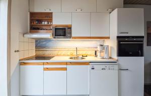 2 Bedroom Stunning Home In Fanø