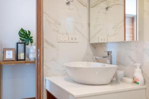 Nicky Serene 3BR Pool Villa in Bang Tao Laguna