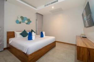 Nicky Serene 3BR Pool Villa in Bang Tao Laguna