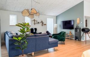 5 Bedroom Nice Home In Hadsund