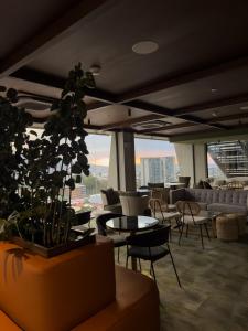Loft moderno con vista panorámica