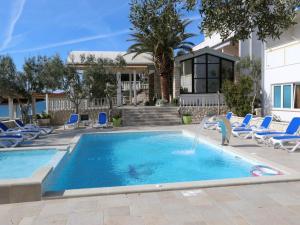 Seaview Apartment in Stara Novalja