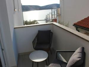 Seaview Apartment in Stara Novalja