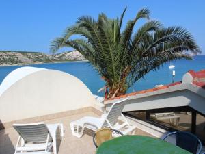 Adriatic Apartment with Large Terrace