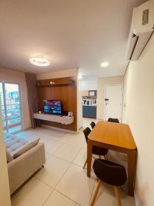 Studio Novo - Ar Condicionado - Piscina - WI-FI - Sauna - Churrasqueira - 1 Vaga de garagem