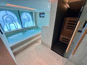 Modern apartment on the 1st floor Title Legendary