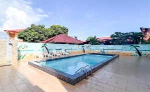 Royal Agate Beach Resort