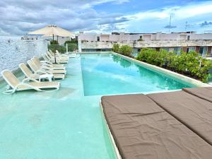 Anah Suites by Las Flores Vacation Rentals