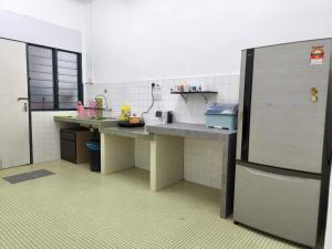 Banang Jaya Homestay with 3 bedroom 2 bathroom