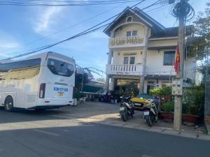 Lee Villa Hotel