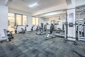 Modern 1br Lavington behind junction mall - Pool and Gym