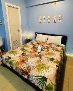 Henrys Newport Deluxe Condotel