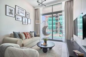 Frank Porter - Stonehenge Residences