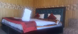 Soma Retreat Cottage, Pangong Lake