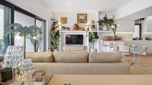 Your Sea View Loft-Elliniko