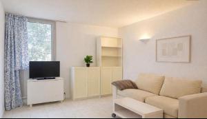 Résidence piscine 3 min plage 20 mn monaco