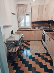 Marias Sunny Home