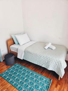 Marias Sunny Home