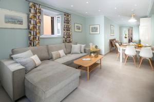Gangadis Luxury House 1