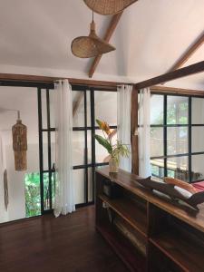 Terracotta House, private pool and garden