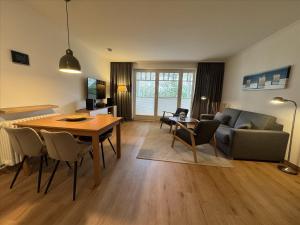 Dünenpark Binz - Komfort Ferienwohnung mit 1 Schlafzimmer und Terrasse im Erdgeschoss 250
