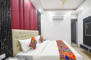 FabHotel Royal Palace Peera Garhi