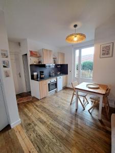Apartment with terrace in Paramé