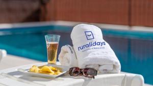 La Villa Pozuelas Iznájar by Ruralidays