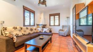 La Villa Pozuelas Iznájar by Ruralidays