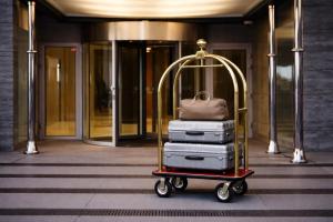 SKY TOWER PRESTIGE LUX 24 Jacuzzi & Sauna