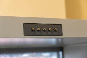 Right in front of Koreatown Maximum 8 people 9-minute walk from Tsuruhashi Station Direct access to Osaka and Namba