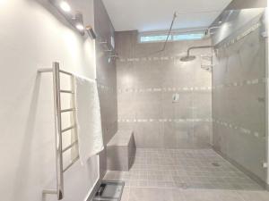 Plett Ocean View 2BR Apartment with Sunroom & Patio