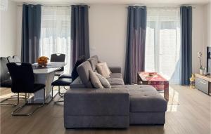3 Bedroom Gorgeous Home In Porec
