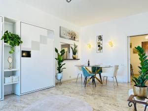 Trastevere Lulus Home