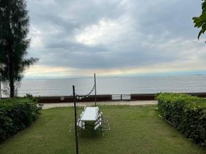 Sandbox Beachfront Villa 6