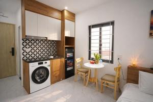 Green West Lake Residence