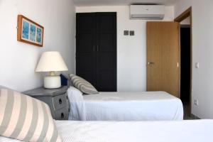 Torredembarra Beachfront apartment sleeps 6