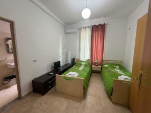 3 Bedroom Apartment in Blloku Center-24h Check-in