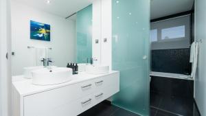 Vicens XXI 9 by LovelyStay