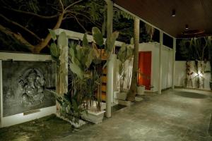 Arthanaa Villa -Modern luxury Farm stay