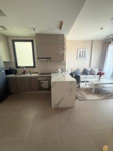 Elegant 1BR Apartment in Al Mouj