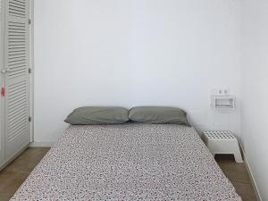 Roca Fornells, Carrer Major F39