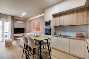 Propylaea View Apartment by A&A Residencies